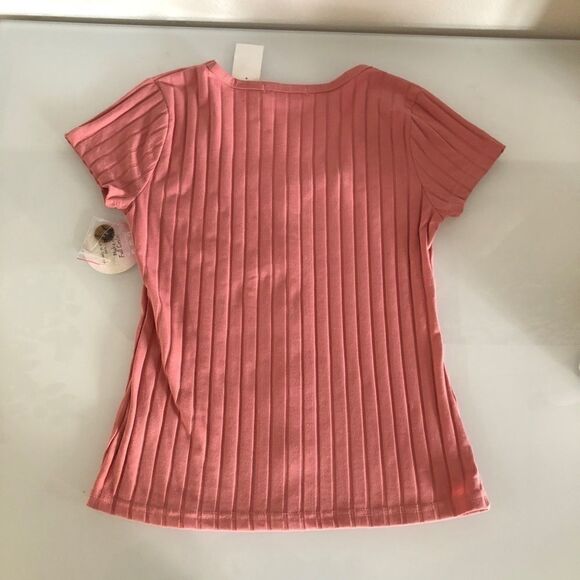 ⭐️ 3 for $30 Full Circle Trends Pink Scoop Neck with Buttons Down the Front - Picture 6 of 8